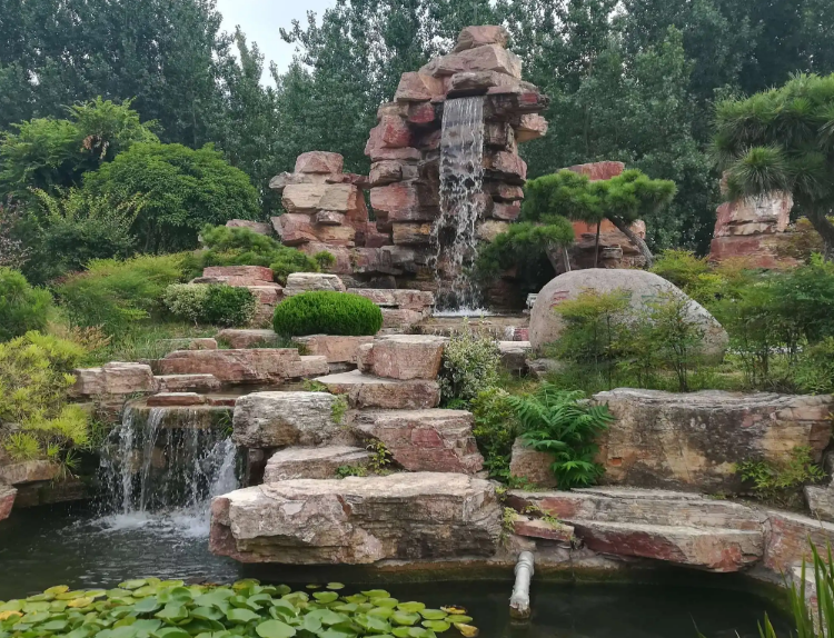 園林景區瀑布流水魚池假山制作